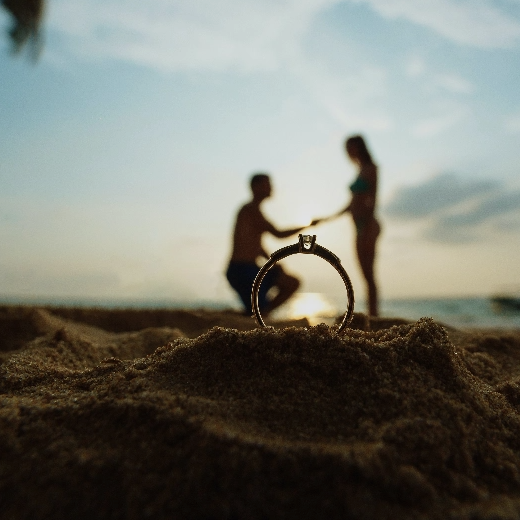 proposal photography session on the beach