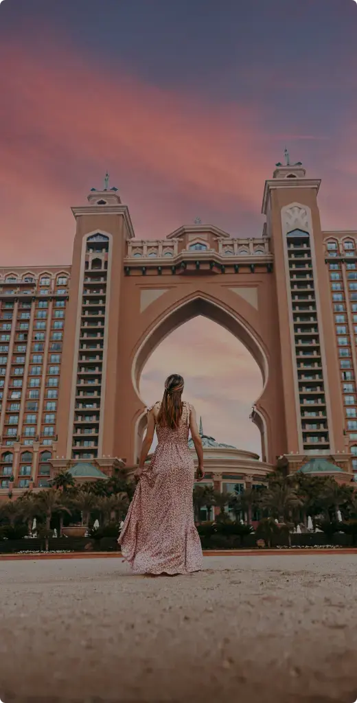 women in front of atlantis the palm